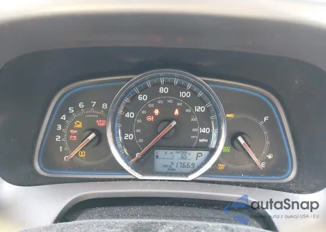 2013 Toyota Rav4 Limited z USA, uszkodzony, nr VIN 2T3DFREVXDW100195